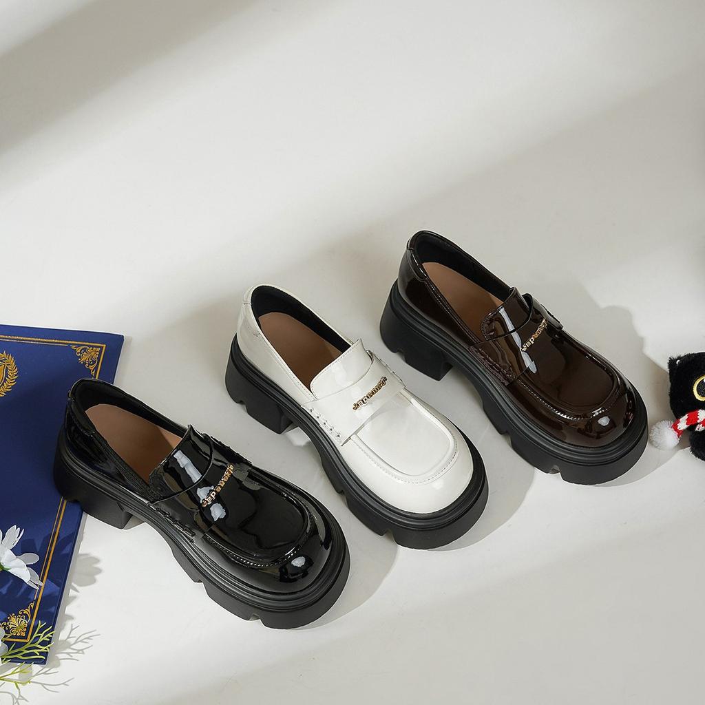 2025 Slipper gebratene Straße erhöht hochhackige Muffin Einzelschuhe Herbst dicker Absatz dicke Sohle neue hochwertige kleine Lederschuhe Damen