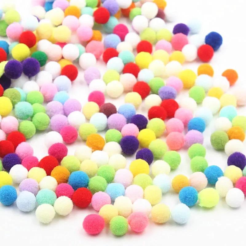

Різнокольорові Високоеластичні Помпони: Змішані розміри для креативного DIY та прикрас ручної роботи