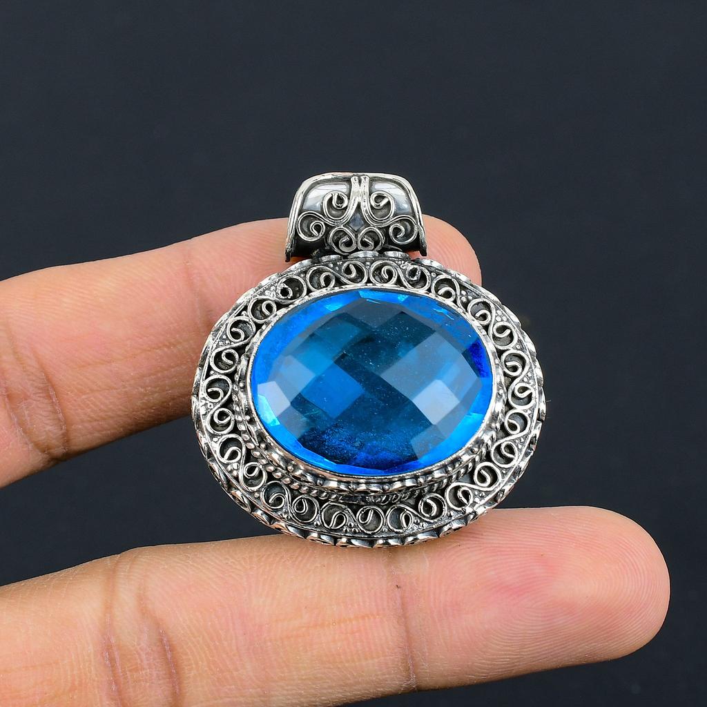 Natural London Blue Topaz Gemstone 925 Sterling Silver Pendant 1.51" L4j71