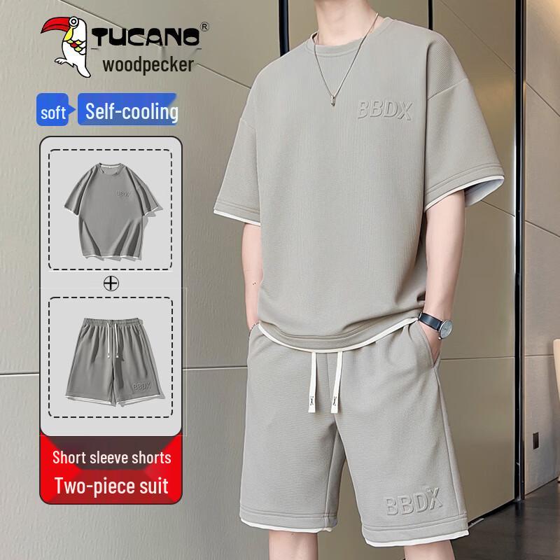 

TUCANO Men s Short Sleeve T-shirt & Shorts Sports Set M
