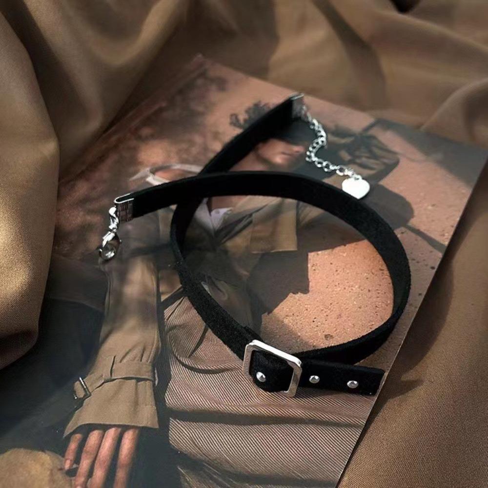 Sexy Black Leather Rope Collar Collarbone Chain Necklace for Women Personality Retro Hip Hop Rock Neck Accessories Jewelry Y2K