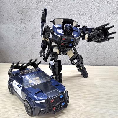 במלאי AOYI Red Alert Sideswipe BMB YS05 Prowl צעצוע טרנספורמר KO SS28 SS78 דמות פעולה של מכונית רובוט דפורמציה דגם אנימה