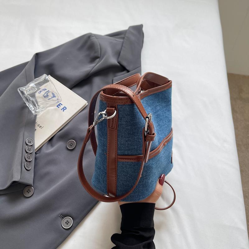 Denim Shoulder Bag Women Fashion Brown Leather Trim Crossbody Tote Bag Casual Everyday Small Handbag