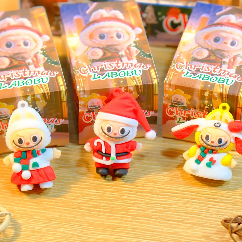 Best-selling Christmas Plush Keychain: Cute Student Gift Doll Pendant