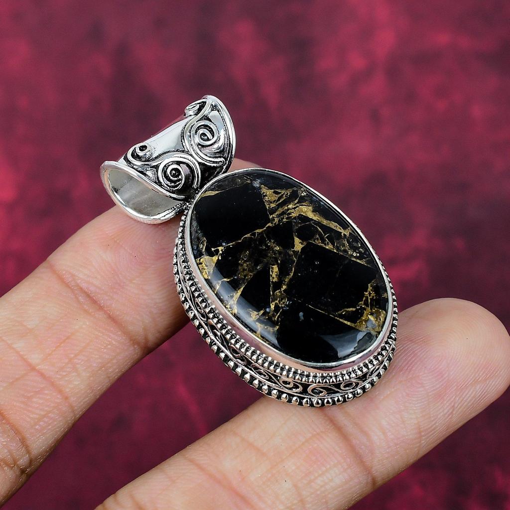 Měděný přívěsek s ručně vyráběným drahokamem turmalínem, přívěsek z masivního sterlingového stříbra 925, starožitný šperk, jako zásnubní dárek