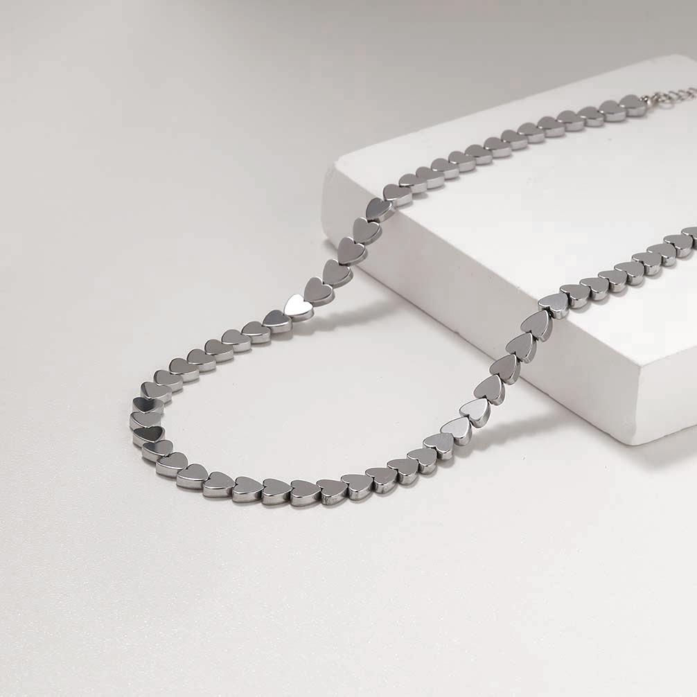 European & American Natural Hematite Magnet Heart Necklace - Women's Trendy Luxury Summer Accessory
