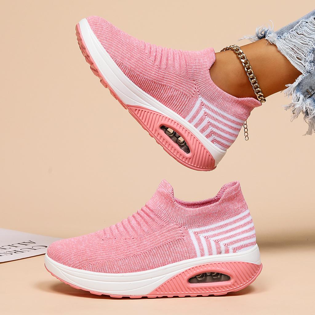 Große atmungsaktive Damen-Slip-On-Sportschuhe aus Strick