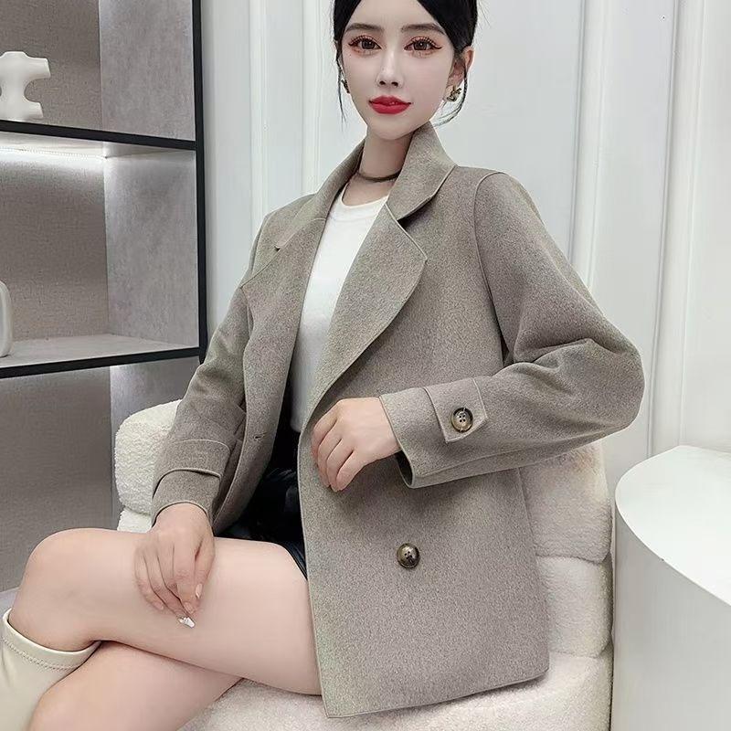 Модное зимнее короткое двустороннее шерстяное пальто для женщин Свободного кроя Двубортная верхняя одежда Укороченная куртка для миниатюрных женщин M латте