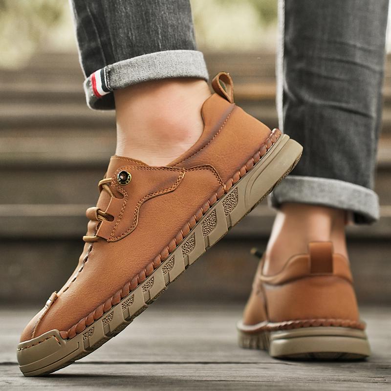 Classic Leather Shoes Men Casual Sneakers Handmade Outdoor Men Shoes Leather Moccasins Man Flats Shoes