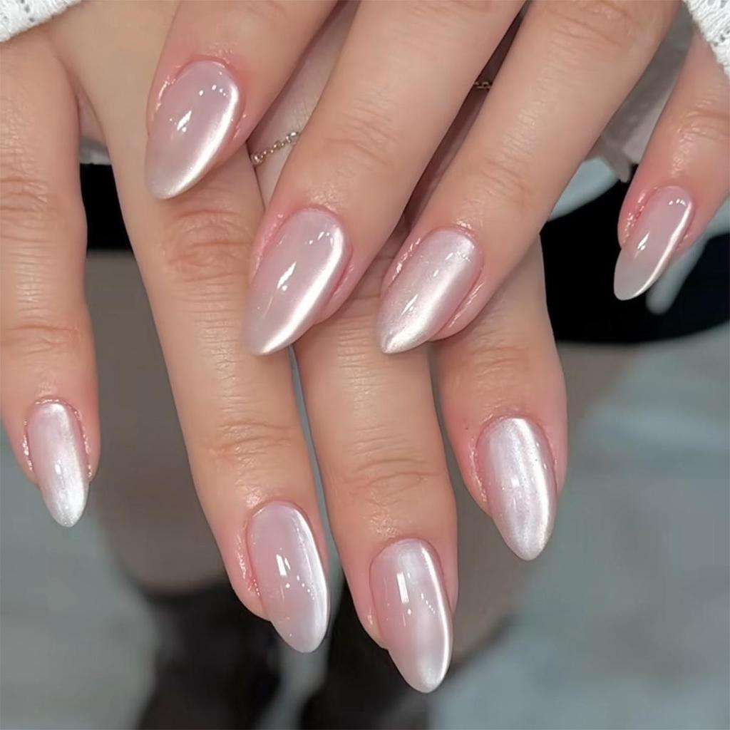 Flashing Pure Color Cat Eye Short Almond Press-On Nails – Popular Removable Nail Tips