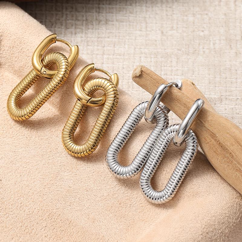 European Ribbed Chain Earrings: Retro Gold, High-End Niche Design for Women