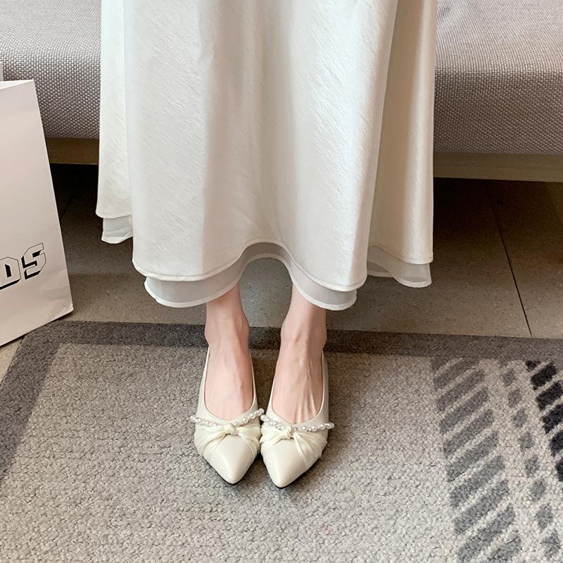 168844 French pearl single shoes women's summer pointed head flat bottom four seasons laden shoes widened and fattened large size women's shoes 4143
