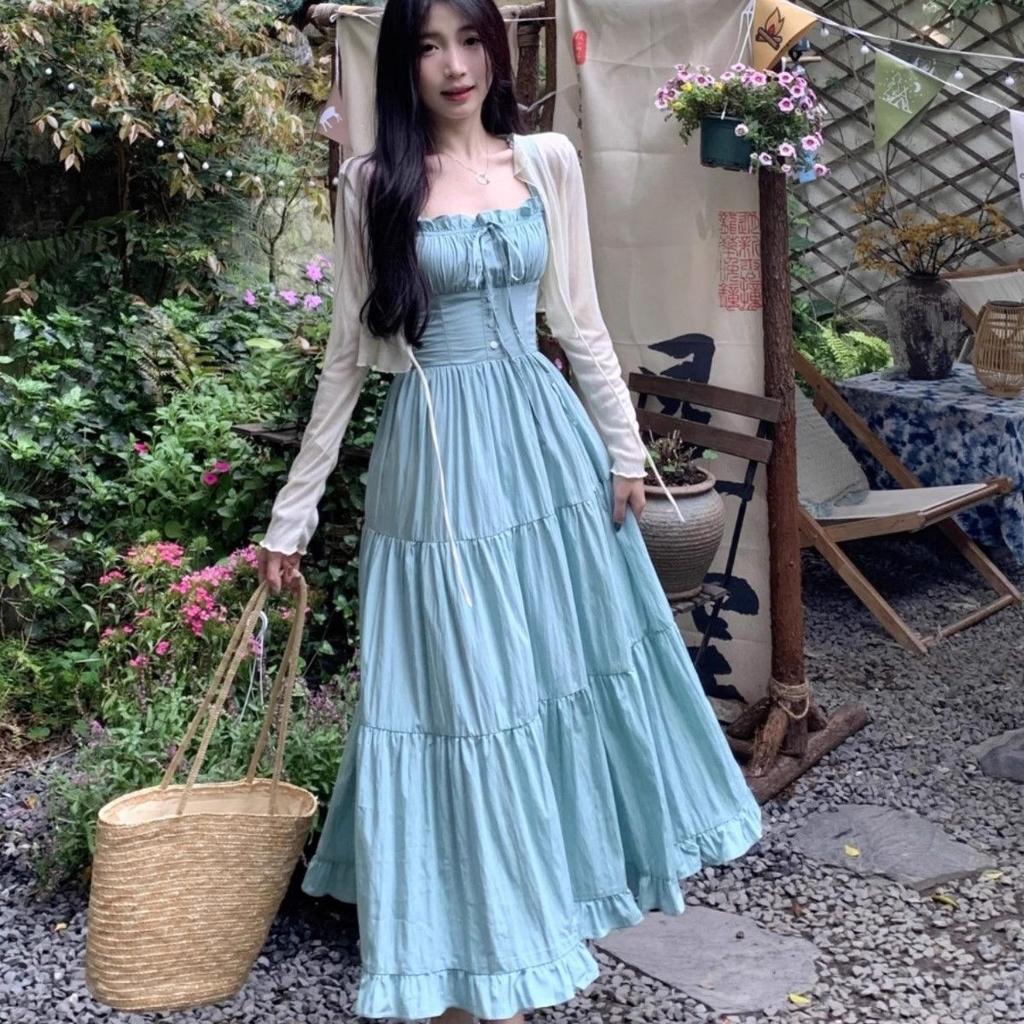 Summer new mint milk green suspender dress for women is popular this year, sweet sister wears a gentle waist skirt