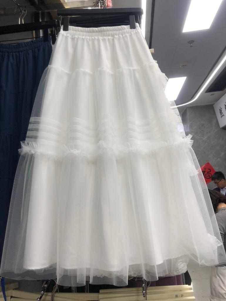 2025 Spring and Summer Gentle Wind and Thin Literary Medium and Long Skirt Small Fresh Pleated Design Skirt