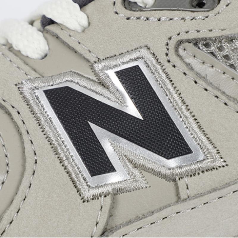 New Balance 2002r Warm Alpaca