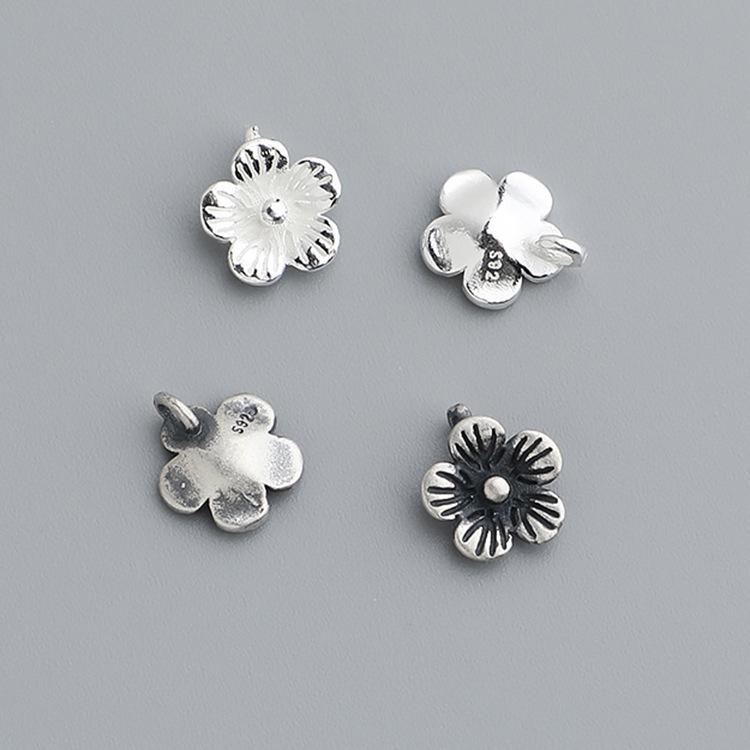 Thailändischer Blumenanhänger aus S925er Sterlingsilber mit handgefertigtem Armband/Halskette aus geflochtenem Seil.