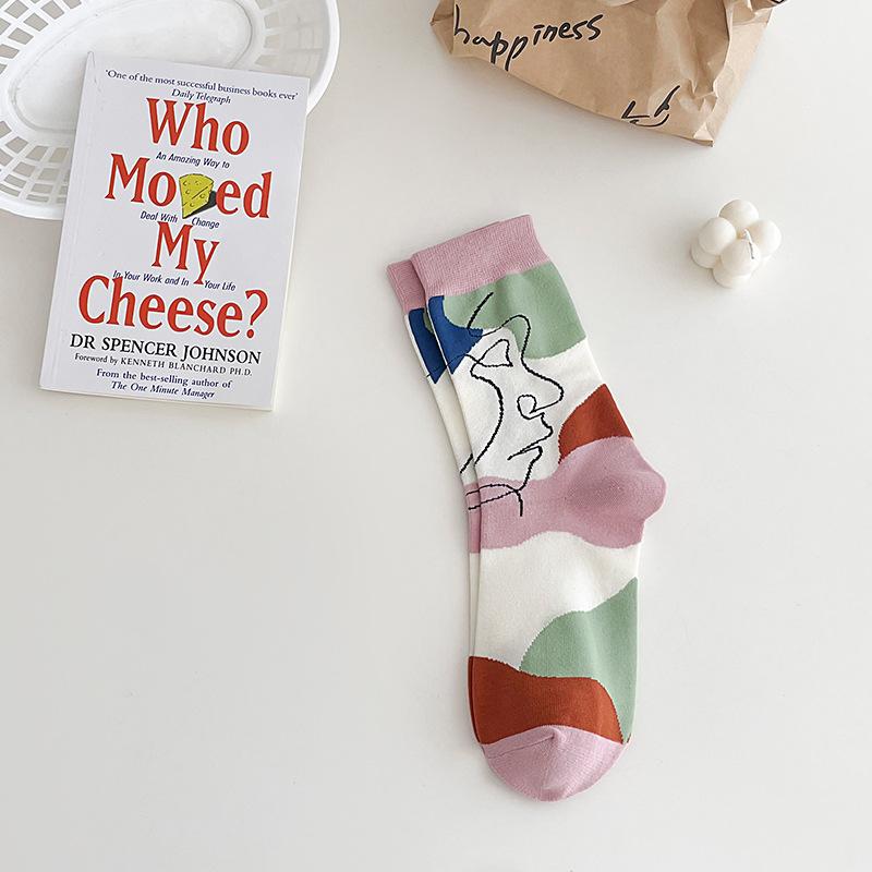 1 Pair Fashionable Oil Painting Art Printing Soft Comfortable Breathable Casual Socks Elegant Cartoon Graffiti Women Tube Socks