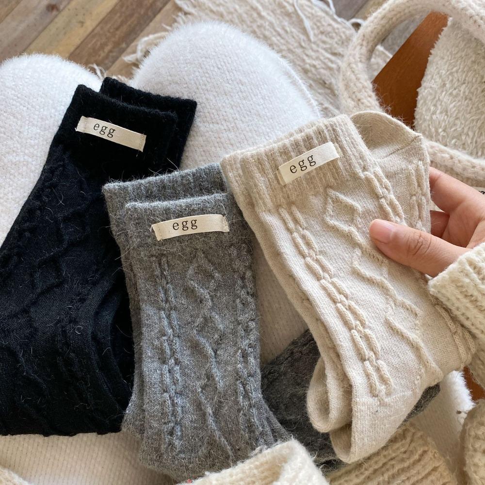 Cloth Lable Winter Socks Thick Twist Striped Socks Warm Women's Socks