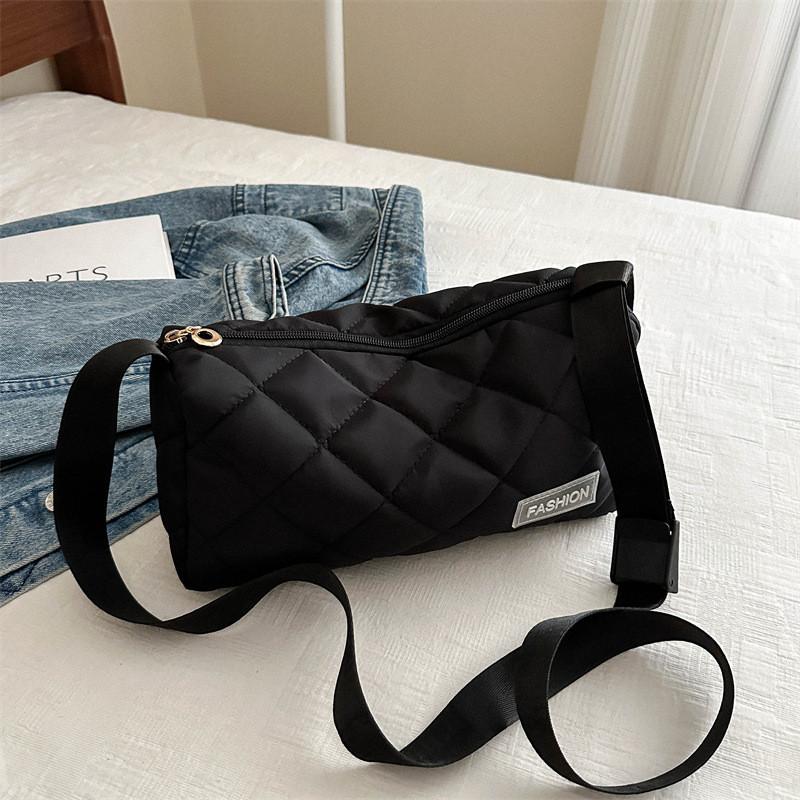

Elegant Black Khaki Pink Purple Green Blue Canvas Shoulder Bag For Trendy Outings чёрный
