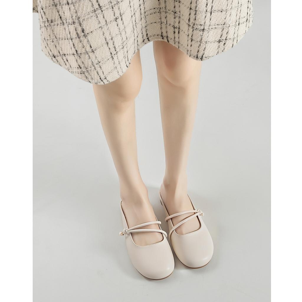 Baotou Slipper Damen flach Sommerbekleidung 2025 neue Sandalen Französischer eckiger Kopf vielseitig lässig halbe Pantoffel Mules