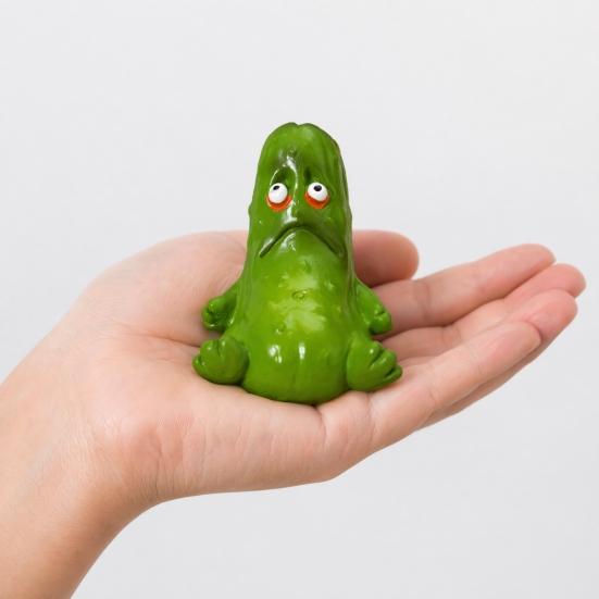 Funny Pickle Sculpture, Quirky Cucumber Statue, Cute Resin Pickle Emotional Support Ornament for Home, Living Room, Bedroom, Office Desk Decor