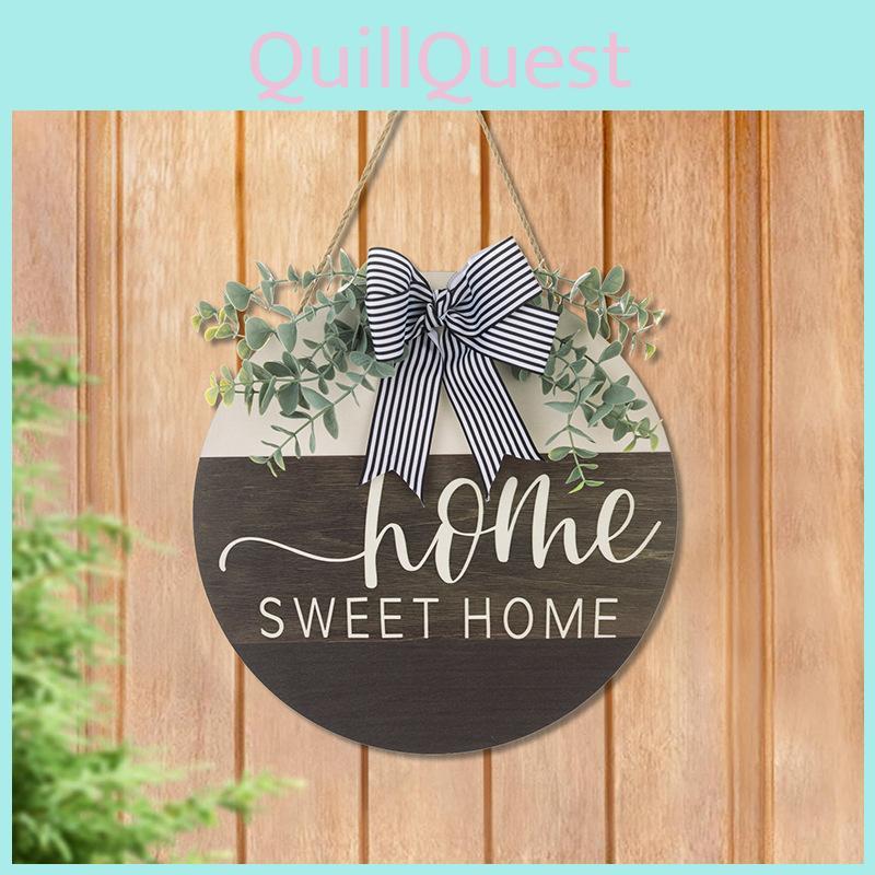 Eleganter runder Holz-Dekokranz mit gestreifter Schleife und Eukalyptus für den Frühling