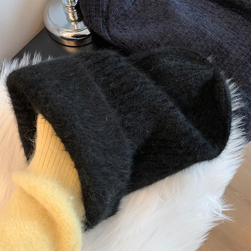 Thickened Rabbit Wool Hat In Autumn and Winter Sweet and Versatile Warm Hat Showing Face and Ear Protection Piles
