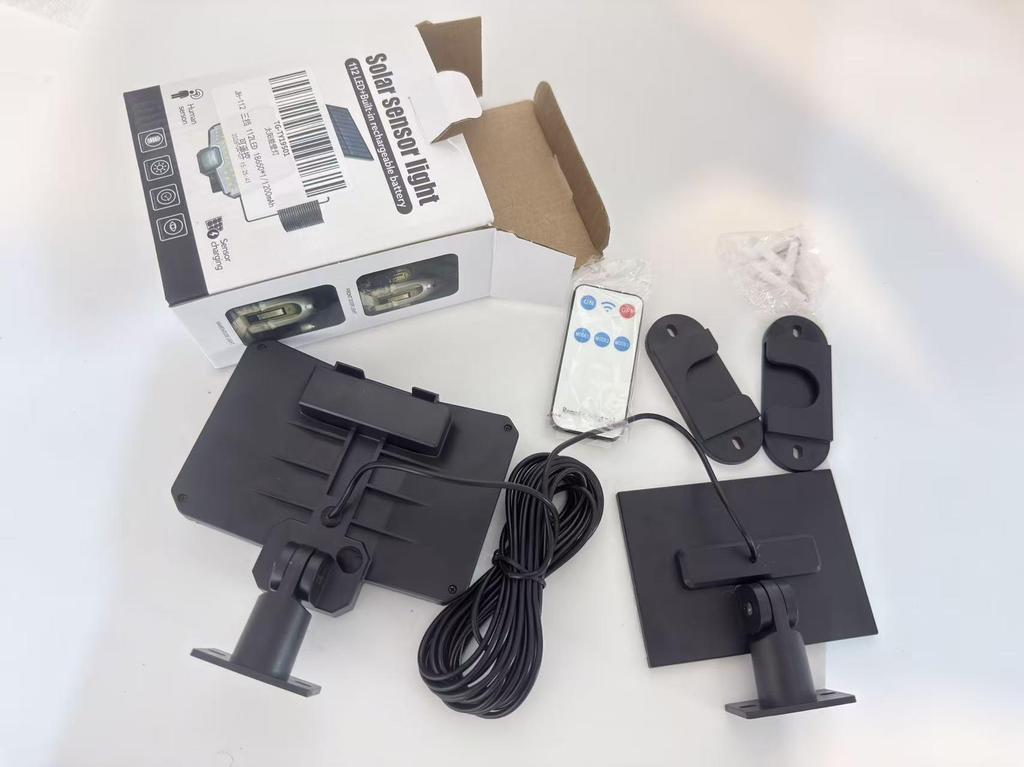 Solar Motion Sensor Wall Lamp for Outdoor Garage and Courtyard