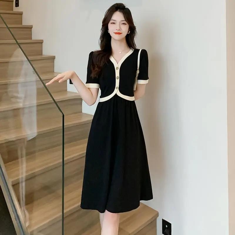 Xiaoxiangfeng Fake Two-piece V-neck Dress Women's Summer New Thin Women's Clothing Covering Meat Small Black Skirt