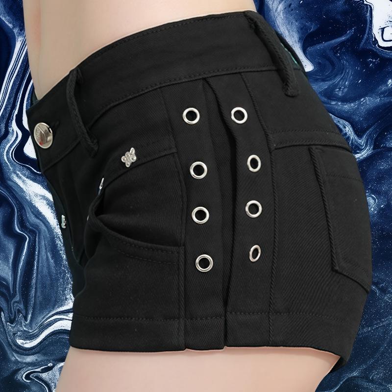 

Trendy Low-Rise Women s Three-Quarter Denim Shorts with Studded Details - Slimming, Elastic, and Versatile M [95-105 lbs] чёрный