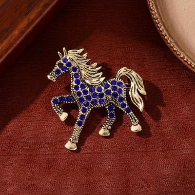 Broches de Cavalo da Moda Para Mulheres Unisex Pins de Animais Decoração de Roupas Acessórios de Joias de Festa Casual Presentes de Amigos de Ano