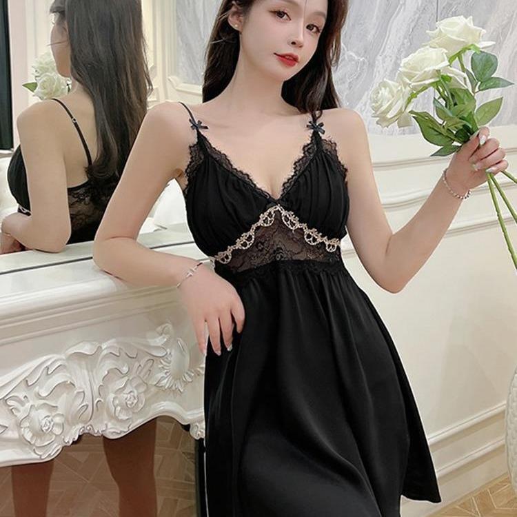 New Sexy Suspender Pajamas Women's Summer Ice Silk Pure Desire Wind Lace with Chest Pad Silk Nightdress Loungewear