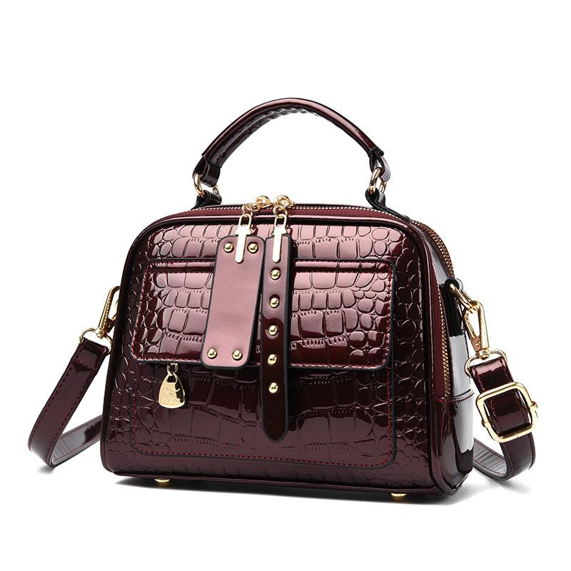 

Новая Мода Узор Крокодила Женские Сумки Большая Вместимость Сумка Модная Женская Сумка-Тоут Женская Сумка Через Плечо Кроссбоди 22cm×11cm×18cm красный