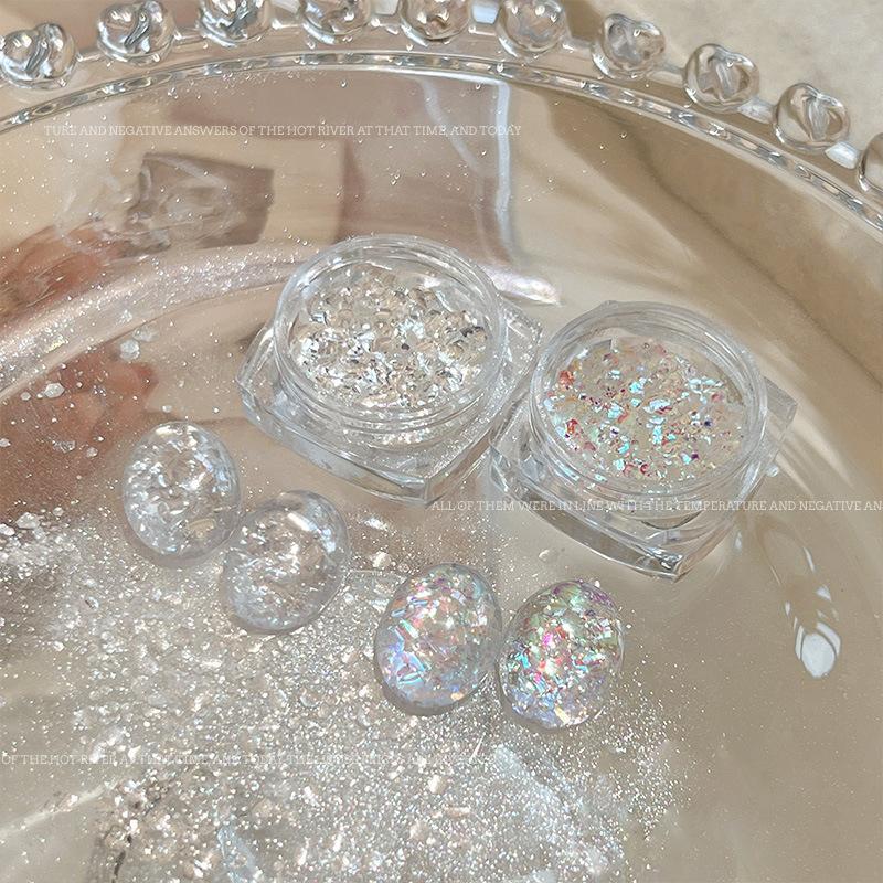1/3 Jar Sparkly Holographic Iridescent Nail Art Glitter Sequins Irregular Sequins Shiny Manicure Nail Art Salon Nail Tool
