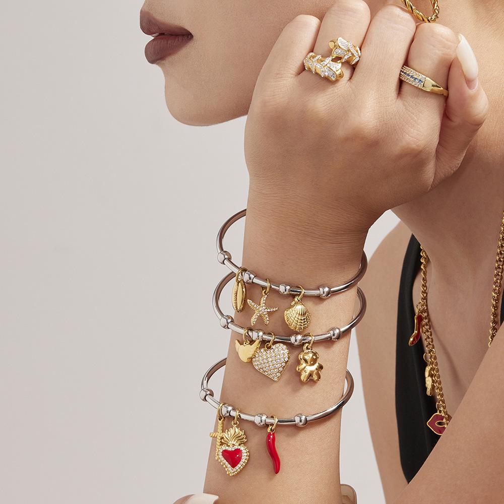 Qiong Yao Geometric Open Cuff & Enamel Heart Bracelet Set - Vacation Style