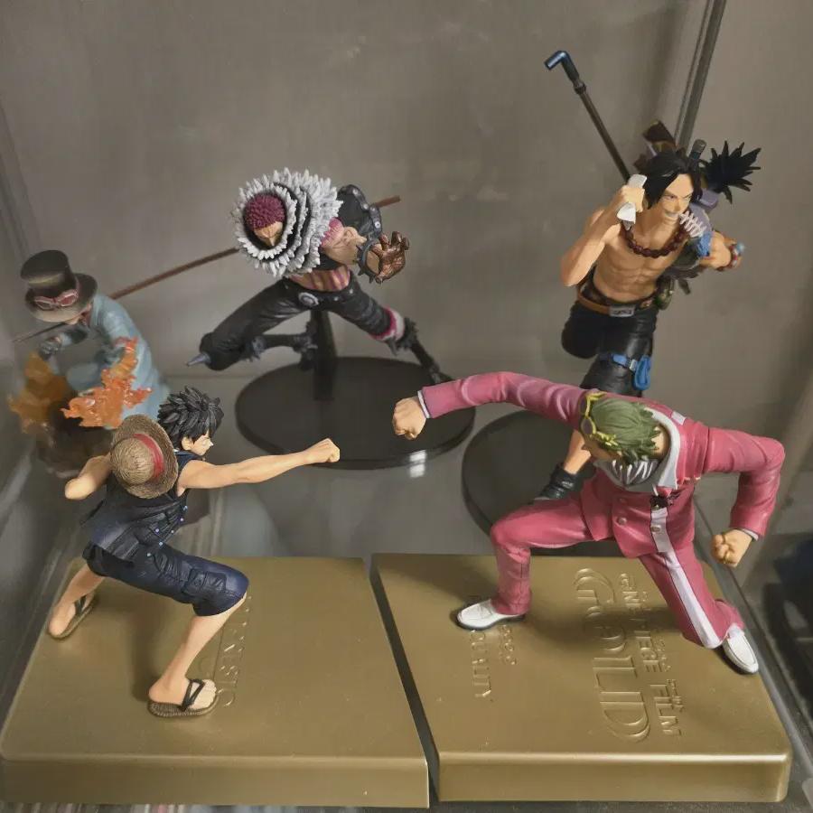 

5 Types Of One Piece Figures