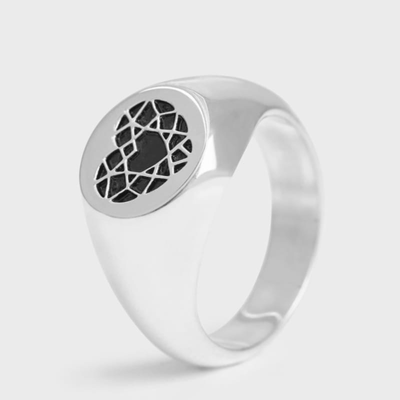 JONGJONG Heart Craft Black Ring