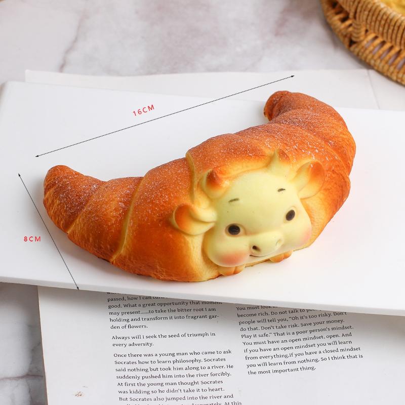 Slow Rebound Cake Dessert Wedding Party Decoration Ornaments Cake Decoration Simulation Cake Model Relieve Stress Toy