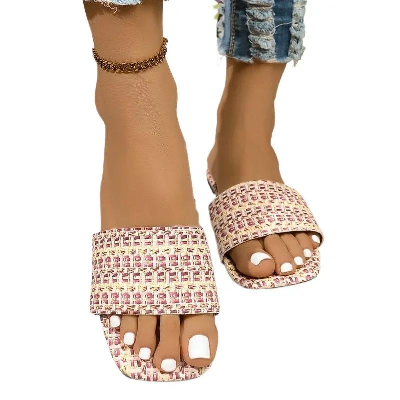 Fashion Ladies Shoes On Sale 2025 Summer Outdoor Comfortable Women's Slippers Hot Sale Women Square Toe Mixed Colors Plus Size Sandals