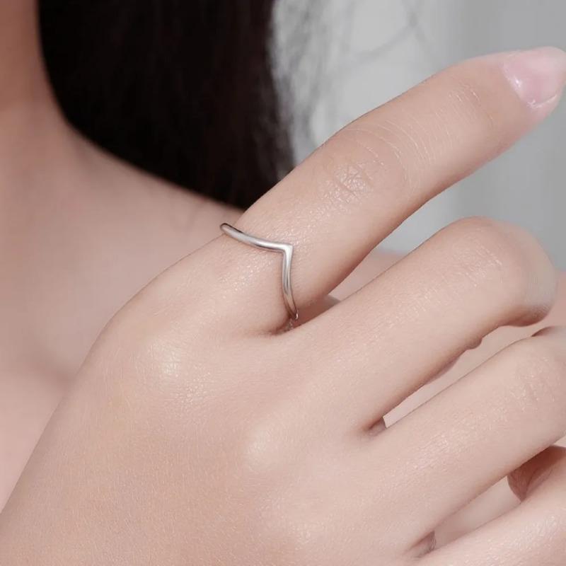 Trumium 100% 925 Sterlingsilber Glatte V-förmige Ringe für Damen Klassischer Fingerring Stapelbarer Schlichter Schmuck Nicht Anlaufend