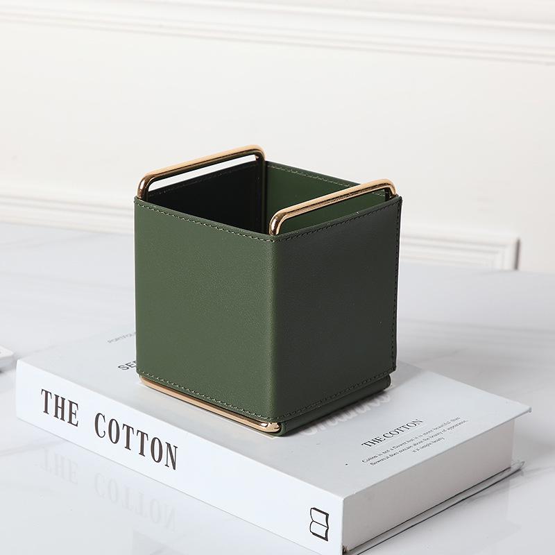Porte-cosmétiques et télécommandes en cuir nordique: Rangement de bureau simple pour ornements et stylos.