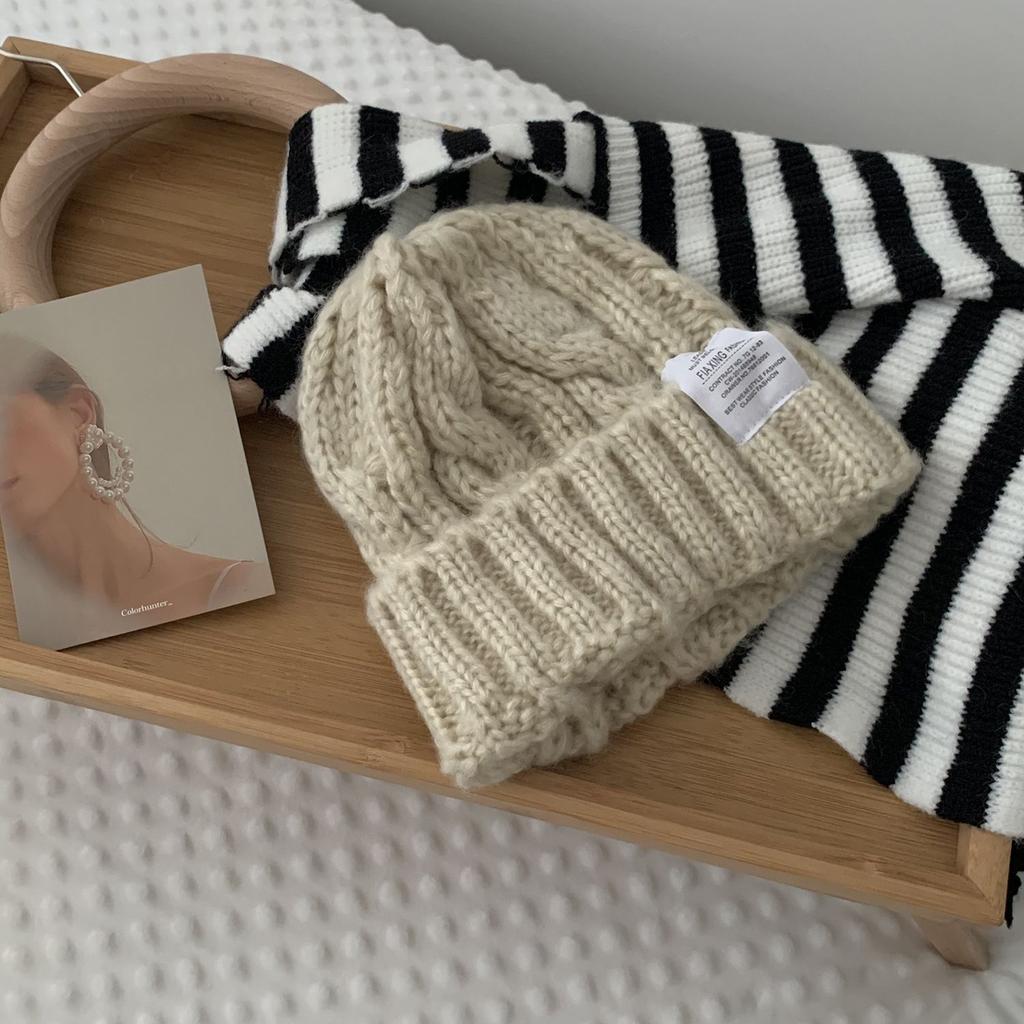 Lovely Stripe Plain Labeling Autumn Letter Knitted Hat Woolen Hat Korean Style Caps Women Beanies