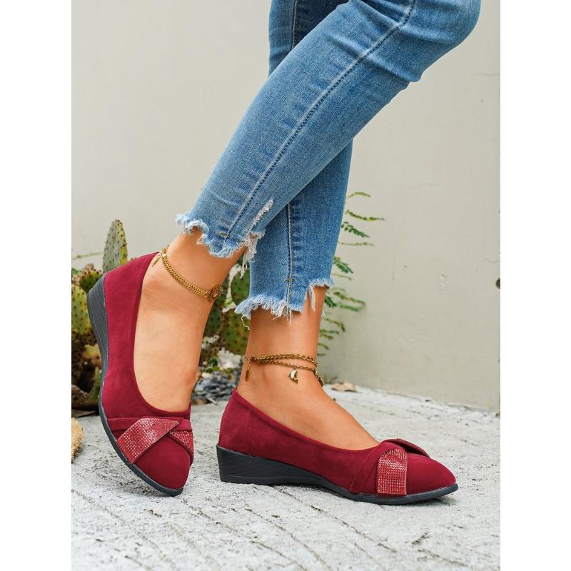 Women's Plus Size Wedge Shoes Spring New Retro Hong Kong Style Rhinestone Casual Single Shoes