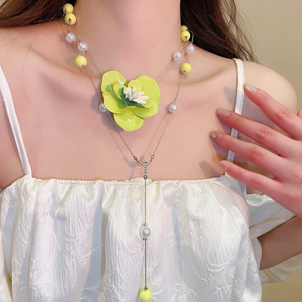 Hochwertige Schmetterlingsorchidee Schlüsselbein Kette Exquisiter Blume Hals Anhänger Meeresurlaub