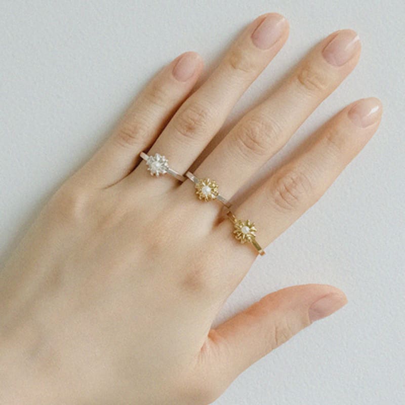 Pinaf Pearl daisy ring
