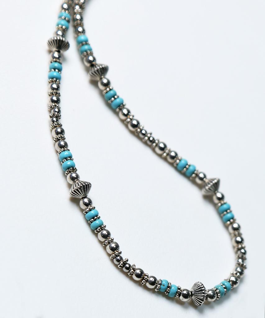 Knd Navajo Turquoise Bead Necklace