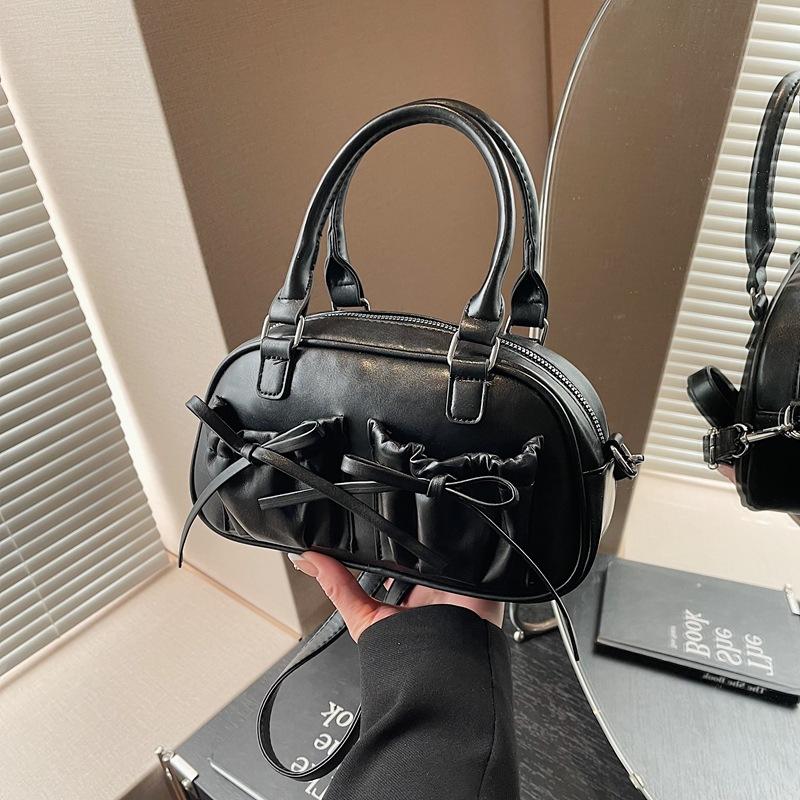 High-end niche bag women's spring and summer new fashion messenger bag versatile pleated portable pillow bag