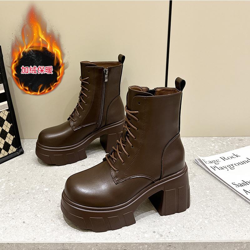 

Женские ботинки Мартин на толстой подошве с увеличением высоты, новые в британском стиле на осень и зиму 2025 года, подчеркивающие маленькую и тонкую стопу, ботинки на толстом каблуке, универсальные короткие ботинки 40