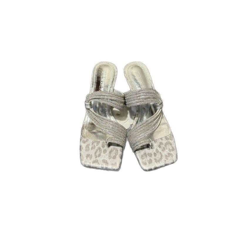 Fashion Hot Selling 2025 New Summer French Style Sexy Open Toe Crystal Narrow Band Slippers Women Banquet Low Heels Shoes Zapatos Mujer