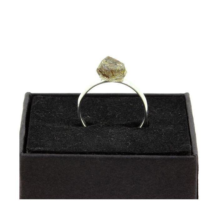 Pierres et Minéraux. Bague Quartz pétrole brut plaqué argent. 8.63 ct. Taille réglable.